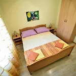 Apartment By The Sea Kanica, - 20298 *