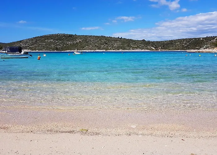 By The Sea Kanica, - 20298 *